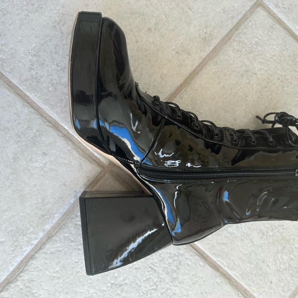 Size 10 Black Booties - Picture 3 of 3